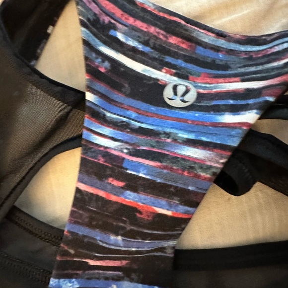 Lululemon Break Free Tank Nulux
Hinshu Alpine White Multi Black - Picture 8 of 10